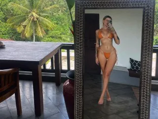 UKRaunchyRobyn's Thumb Image